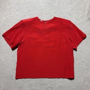 Clio Top Womens Small Red Short Sleeve 100% Silk Vintage Shoulder Pads Crest Tee